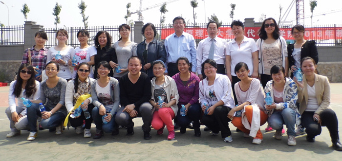 我院在明向校区举办2013年教职工趣味运动会