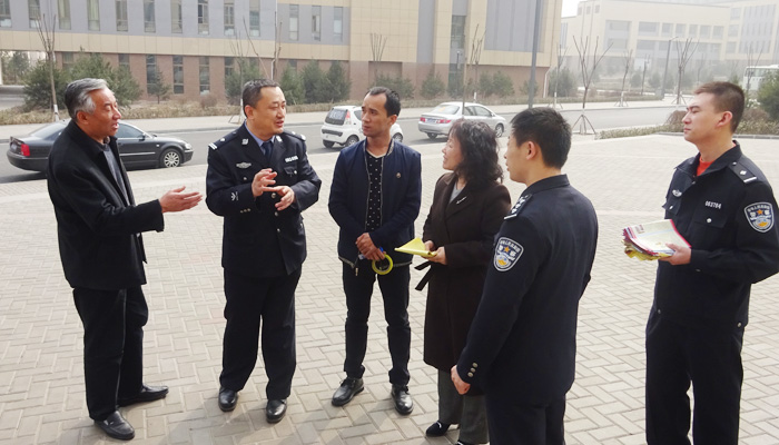 我院在孝义校区开展防范电信诈骗宣传活动