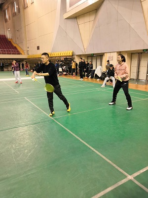 我院在太原理工大学教职工羽毛球团体赛中斩获冠军