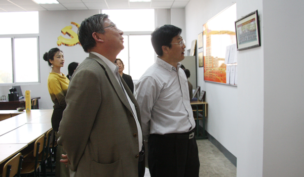 山西省高校思想政治理论课建设检查专家组来我院检查指导工作 山西省高校思想政治理论课建设检查专家组来我院检查指导工作