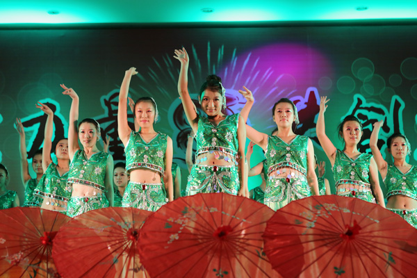 我院2013年元旦晚会隆重举行