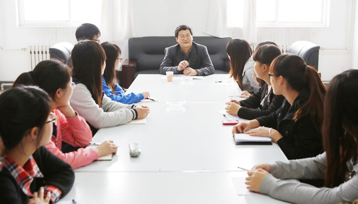 山西省学位办专家组对我院工业设计等七个专业申请列为学士学位授予专业工作进行检查指导