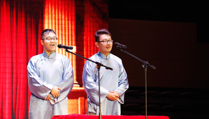 “阳光路上，奋力前行”——我院2016年元旦晚会隆重举行