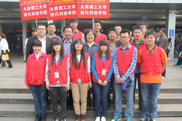 我院2012级新生迎新工作圆满结束