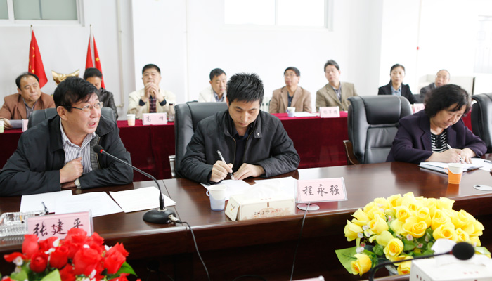 山西省学位办专家组对我院工业设计等七个专业申请列为学士学位授予专业工作进行检查指导