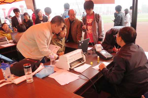 我院2012级新生迎新工作圆满结束
