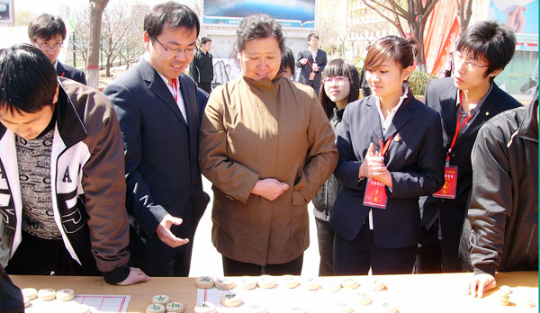 我院举办第二届“现代风华”校园文化节 我院举办第二届“现代风华”校园文化节