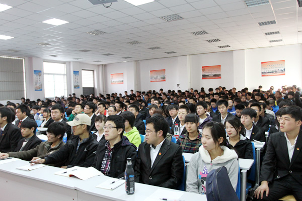 首都师范大学杨青教授做客我院人文约题讲座 首都师范大学杨青教授做客我院人文约题讲座