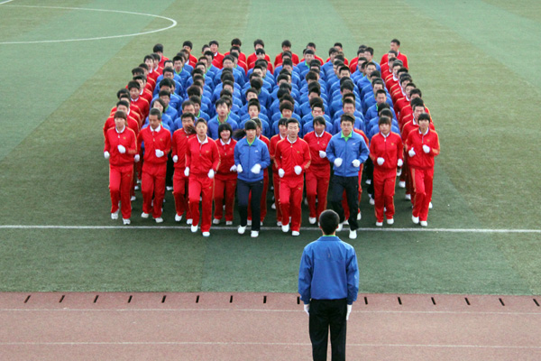 我院再次荣获校2011级新生广播操比赛总分第一名 我院再次荣获校2011级新生广播操比赛总分第一名