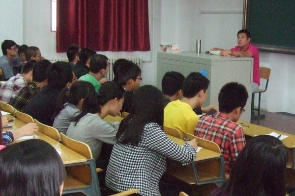 我院召开2011迎新志愿者培训动员大会 我院召开2011迎新志愿者培训动员大会