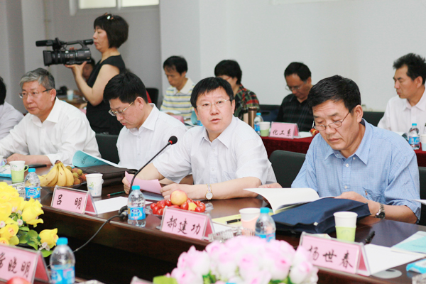 山西省学位办专家组对我院申请列为学士学位授予单位与授予专业工作进行检查指导 山西省学位办专家组对我院申请列为学士学位授予单位与授予专业工作进行检查指导