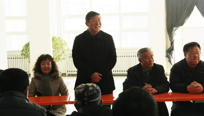 我院领导赴孝义校区慰问春节期间坚守岗位的教职工