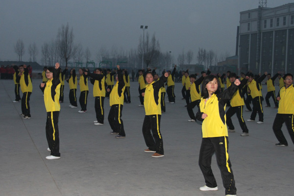 我院2012年广播操比赛圆满结束