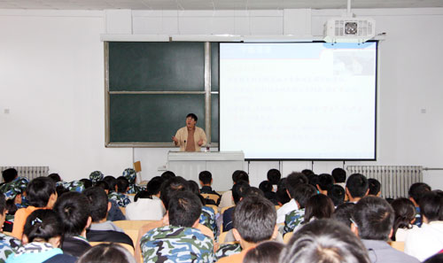 我院举行新生入学教育启动仪式 我院举行新生入学教育启动仪式