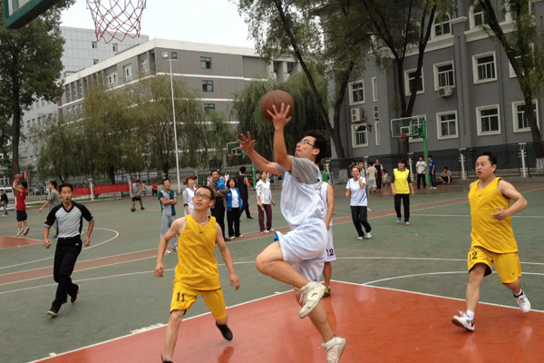 我院荣获2012年太原理工大学教职工篮球赛第三名