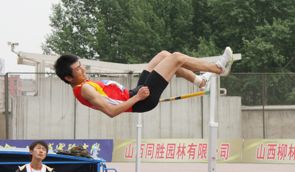 我院获省大中学生田径运动会独立学院组女团第一、男团及总分第二佳绩 我院获省大中学生田径运动会独立学院组女团第一、男团及总分第二佳绩