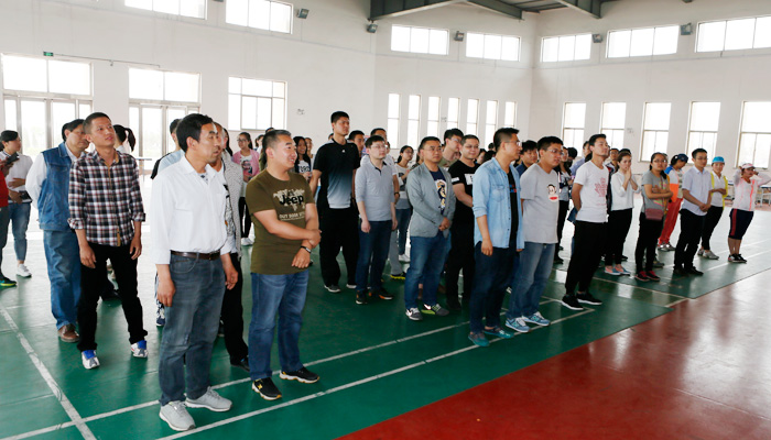 我院举行第四届教职工趣味运动会