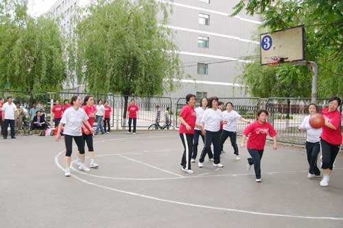 我院参加太原理工大学迎奥运教职工篮球比赛
