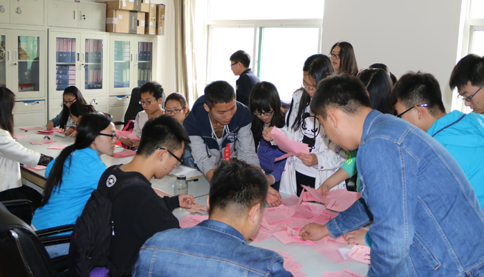 我院圆满完成万柏林区人大代表太原理工大学选区第二十三投票站选举工作 我院圆满完成万柏林区人大代表太原理工大学选区第二十三投票站选举工作