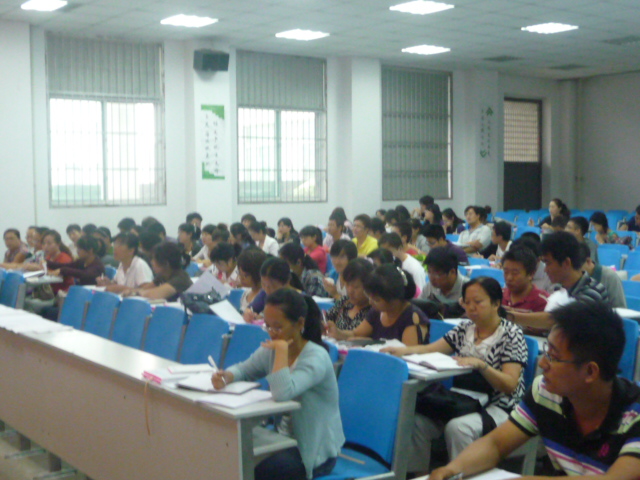 我院召开2011-2012学年一学期开学全体辅导员大会 我院召开2011-2012学年一学期开学全体辅导员大会