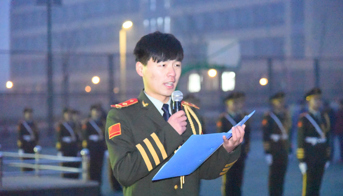 我院举行纪念“12•9运动80周年”升旗仪式