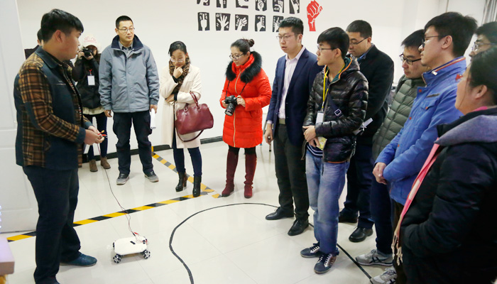 我院赴山西农业大学信息学院学习调研