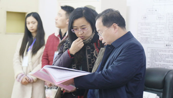 校学生工作考核组对我院学生工作进行年度考核