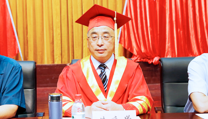我院举行2016届毕业生毕业典礼暨学位授予大会