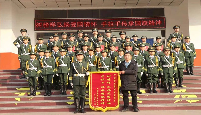 我院国旗护卫队指导安居街小学组建国旗班 我院国旗护卫队指导安居街小学组建国旗班